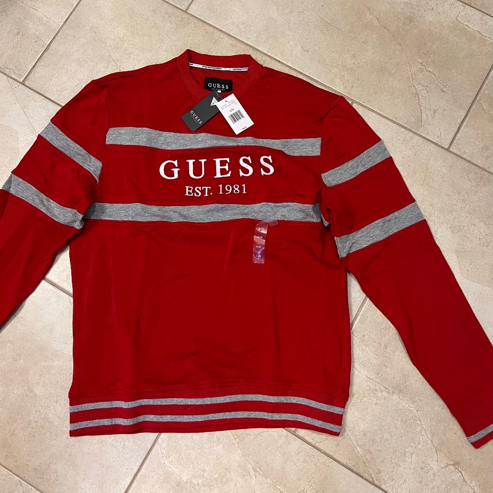 Guess sweatshirt
